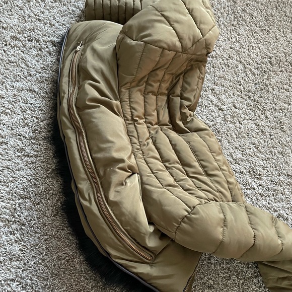 Zara coat - Picture 5 of 9